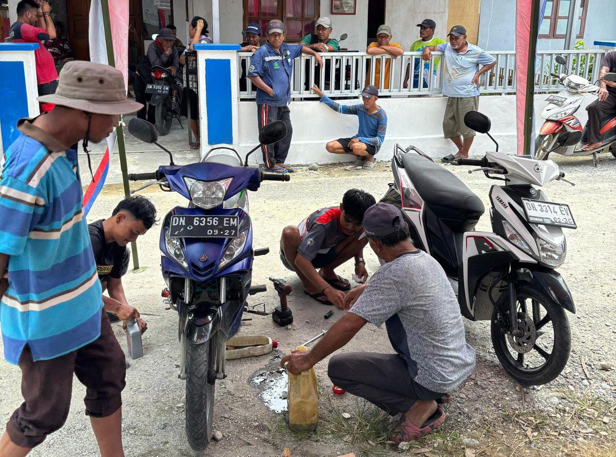 Pertamina Sulawesi dan Pertamina Lubricants Gelar Program Ganti Oli Gratis untuk Korban Gempa Bumi di Poso
