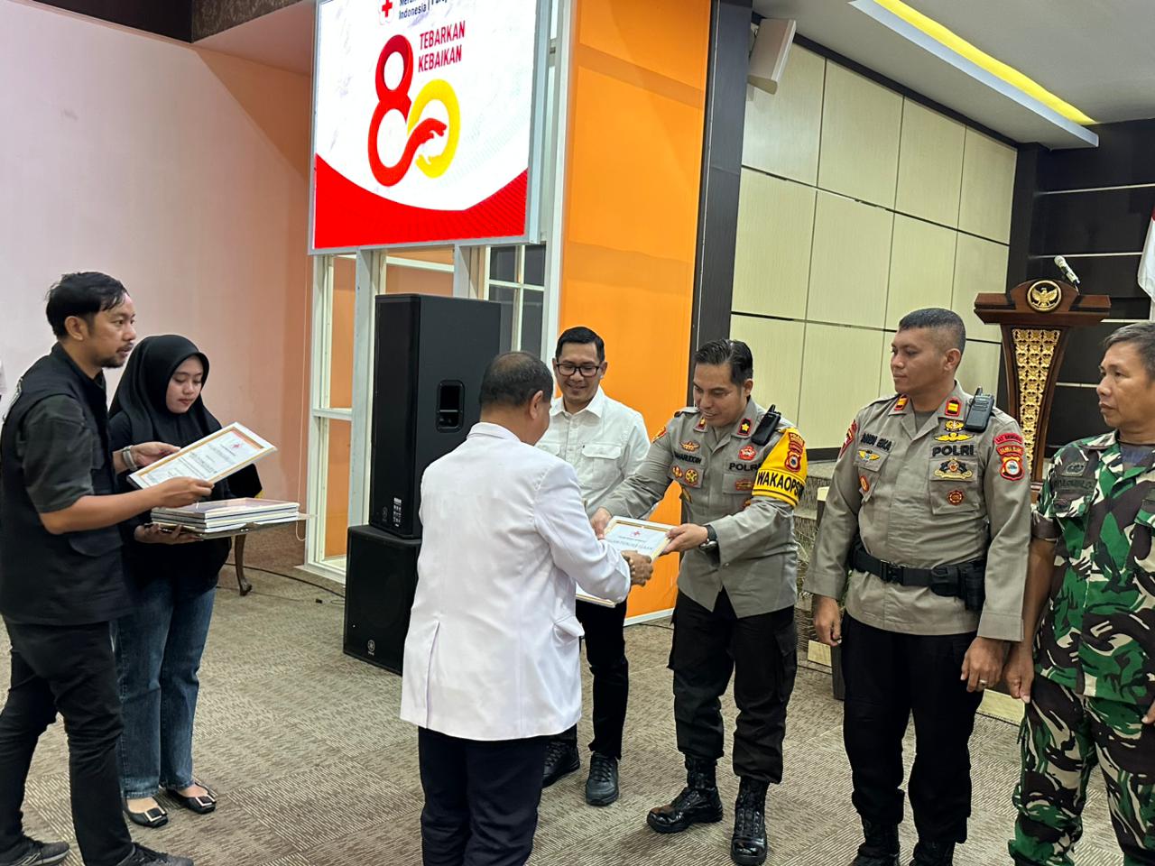 Wakapolres Parepare Hadiri Peringatan HUT PMI ke-80, Saharuddin: Kepolisian Dukung Hal Bermanfaat bagi Masyarakat
