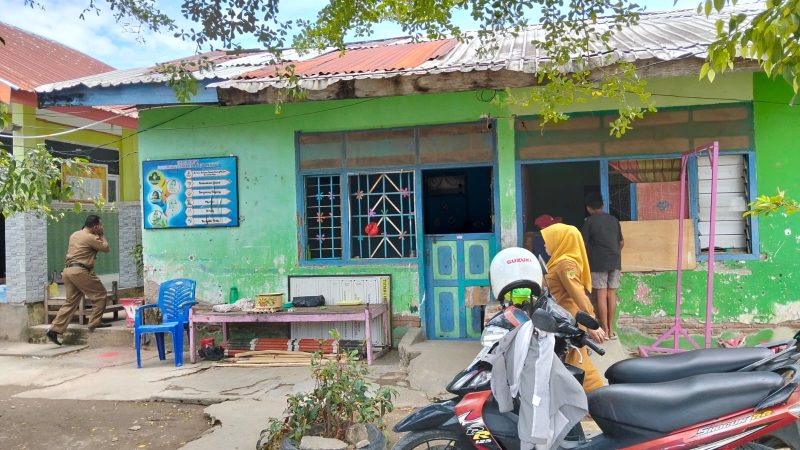 Gedung Sekolah Butuh Perbaikan, Pelajar SDN 28 Duampanua Belajar di Perumahan Guru-Perpustakaan