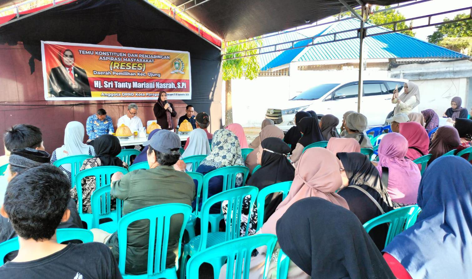 Gelar Temu Konstituen di Rujab Wawali, Sri Tanty Mariani Tampung Aspirasi Warga Dapil Ujung
