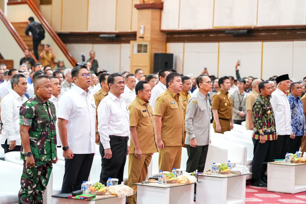 Gubernur Sulsel Hadiri Rakor Hilirisasi Komoditas Prioritas dan Penandatanganan MoU Data Calon Petani Calon Lokasi