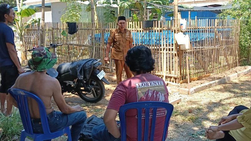 Kantor Kepala Desa Bowong Cindea Dikelilingi Aktivitas dan Lahan Serba Manfaat