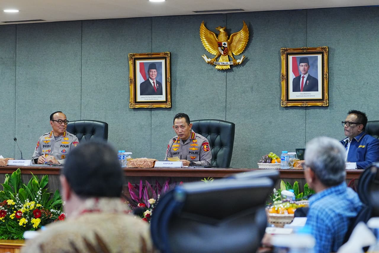 Dukung Komite Kepolisian, Kapolri Ajak Puluhan Praktisi, Pakar dan Pemerhati Kepolisian Beri Masukan