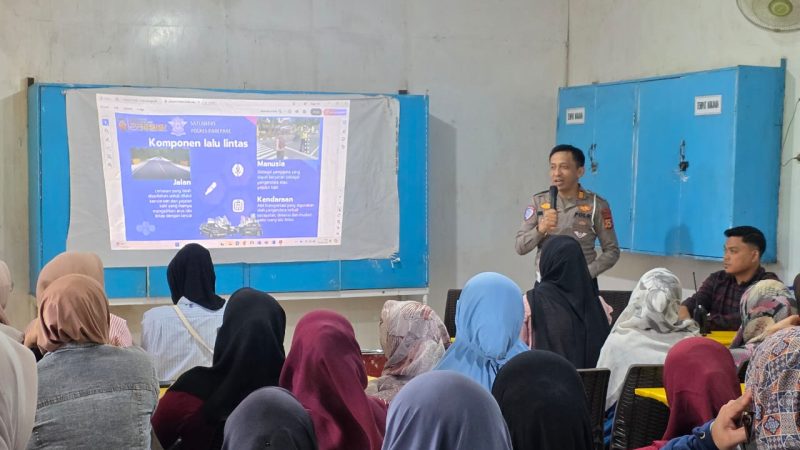 Polantas Menyapa, Kasat Lantas Polres Parepare Beri Edukasi Tertib Lalin untuk Karyawan Perusahaan