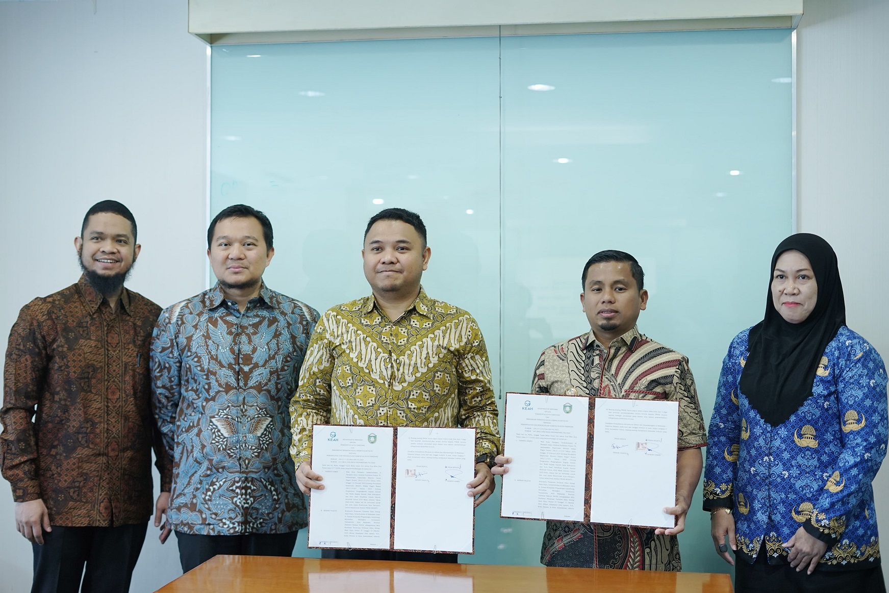 Wali Kota Tasming Hamid Teken MoU dengan Bosowa Grup, Parepare Siap Jadi Kota Percontohan Pengelolaan Sampah