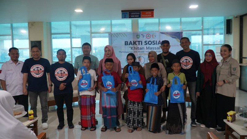 Wali Kota Tasming Hamid Apresiasi Khitanan Massal Gratis RS Hasri Ainun Habibie