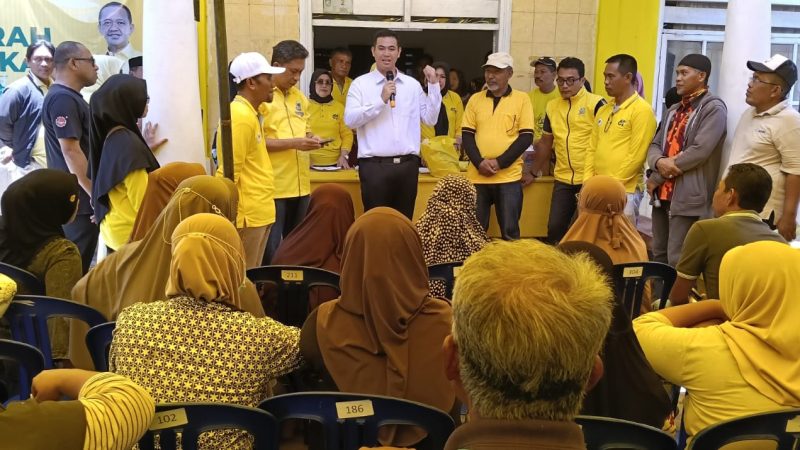 Pasar Murah Partai Golkar Pangkep Disambut Antusias Warga