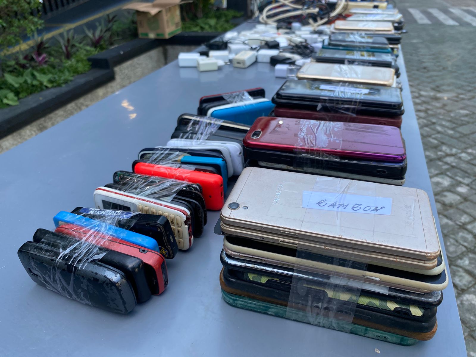 120 Handphone Milik Warga Binaan Disita, Bukti Diduga Lemahnya Pengawasan di Lapas Parepare
