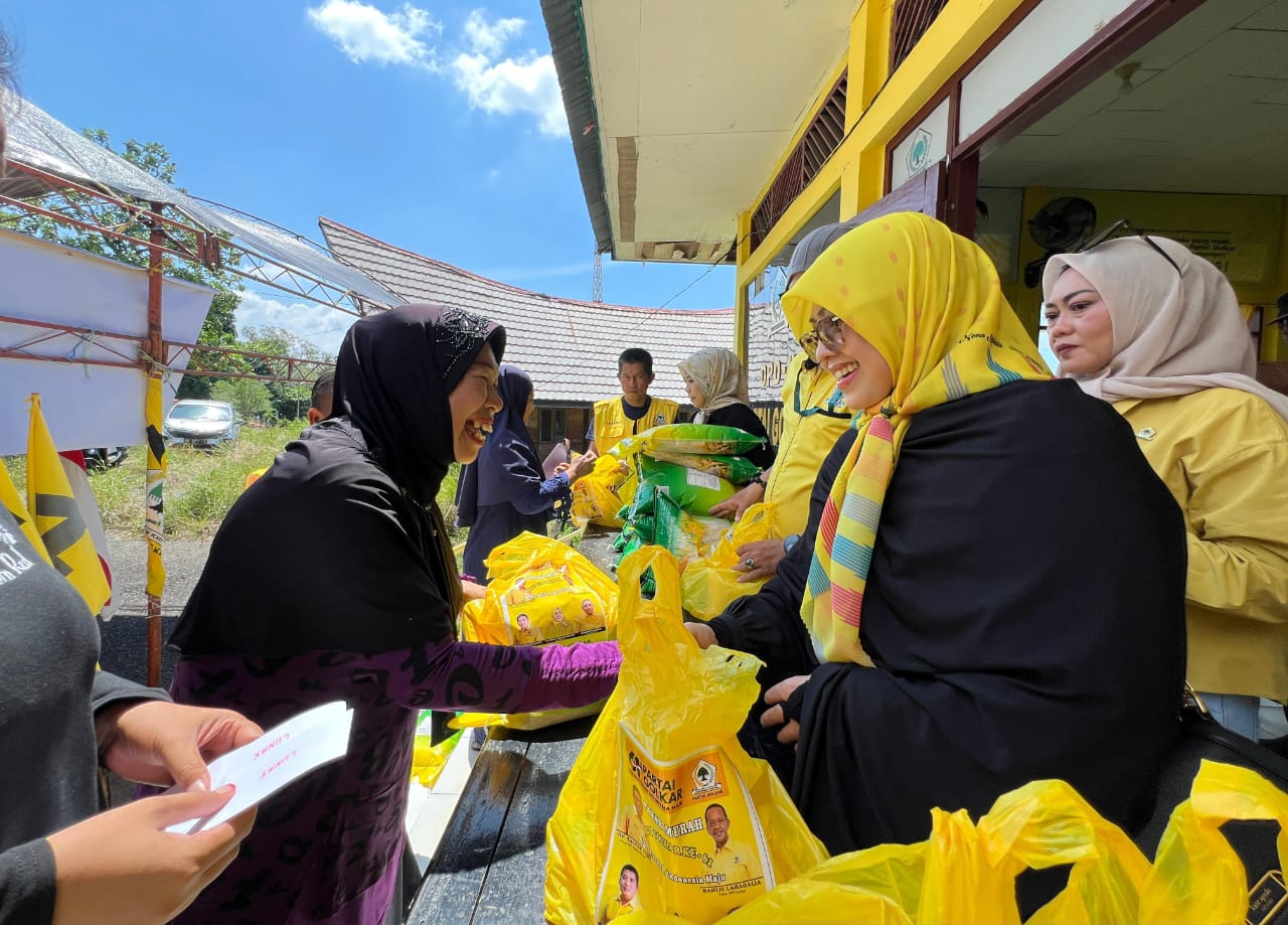 Golkar Parepare hingga Simpatisan Hadir untuk Masyarakat Melalui Pasar Murah