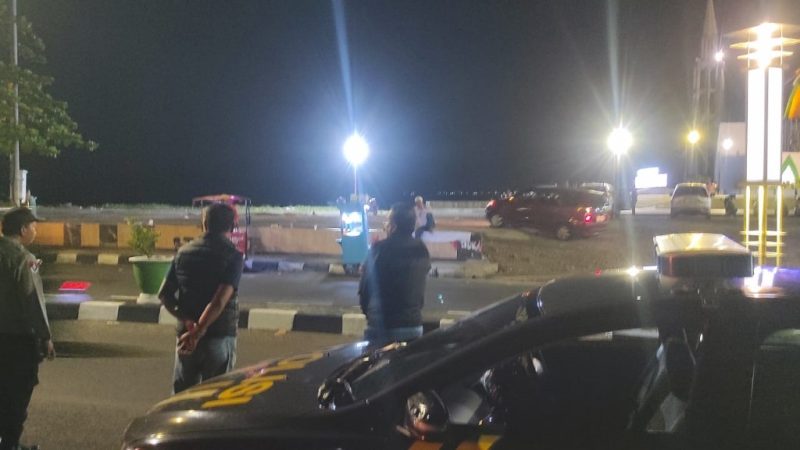 Patroli Malam di Jalan Mattirotasi, Polsek Bacukiki Hadirkan Rasa Aman bagi Warga Parepare