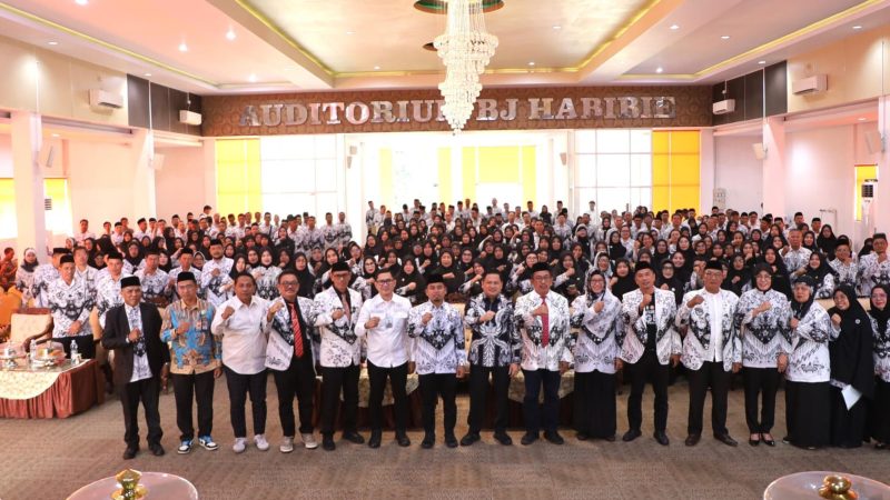 Wali Kota Parepare Tasming Hamid: Guru Kunci Lahirkan Generasi Berkarakter Menuju Emas 2045