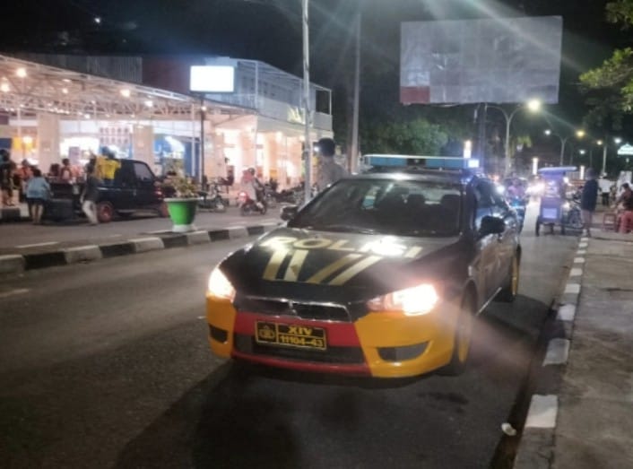 Patroli Blue Light Polsek Bacukiki, Sasar Obyek Vital dan lokasi Keramaian di Parepare