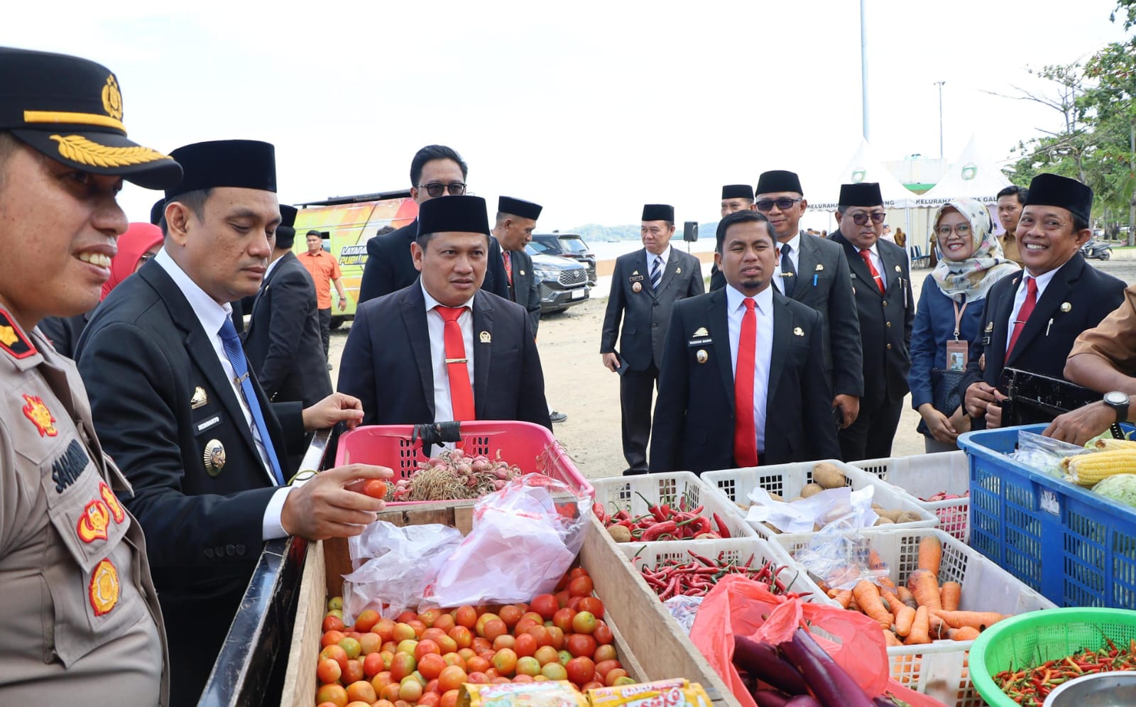 Gerakan Pangan Murah Digelar Serentak, Wali Kota Tasming Hamid: Dorong Daya Beli dan Kendalikan Inflasi di Parepare