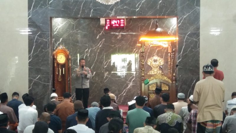 Safari Jumat di Masjid Asy-Syifa Fatiyah, Kapolsek Bacukiki Ingatkan Waspada Bahaya Kebakaran