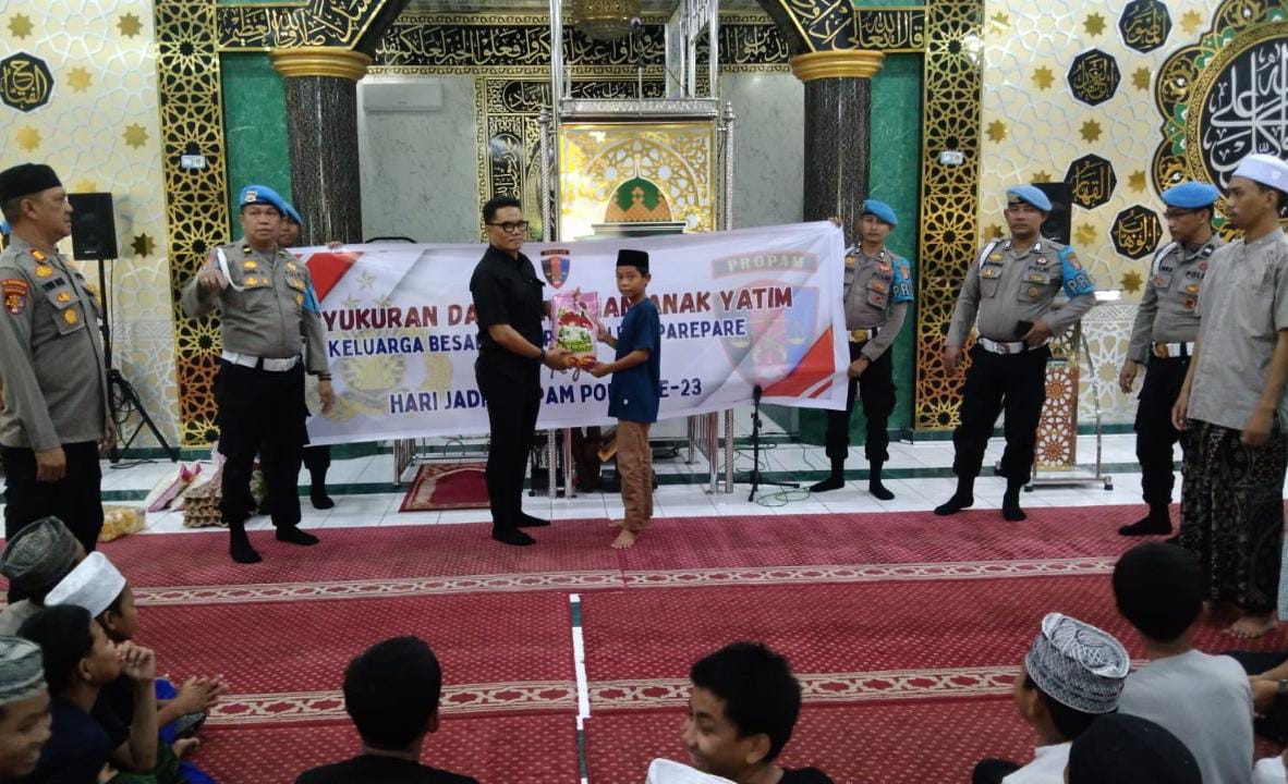 Sipropam Polres Parepare Rayakan HUT Propam Polri ke-23 dengan Aksi Sosial, Bawa Kebahagiaan ke Panti Asuhan
