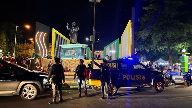 Patroli Blue Light Sat Samapta Polres Parepare, Jaga Kondusifitas dari Alun-Alun Kota hingga Pemukiman Mario City