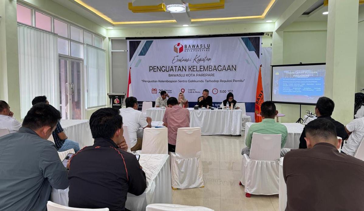 Bawaslu Parepare Perkuat Sinergi Penegakan Hukum Pemilu Melalui Diskusi Sentra Gakkumdu