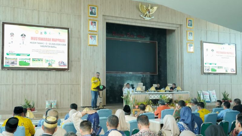 Buka Musyawarah Mappalili, Wabup Barru Tekankan Pentingnya Penerapan Nilai Lempu, Getteng, dan Ada Tongeng Pada Kelompok Tani