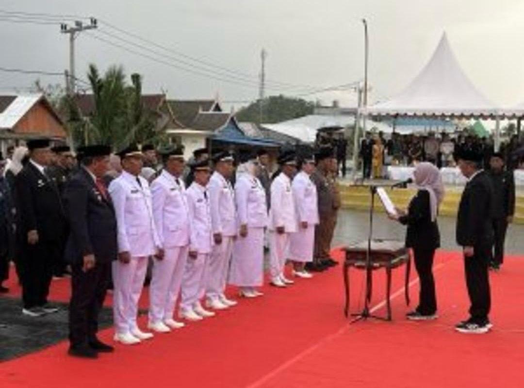 Bupati Barru Lakukan Penyegaran Kabinetnya, Sejumlah Pejabat Pimpinan Tinggi Pratama-Pengawas Dilantik