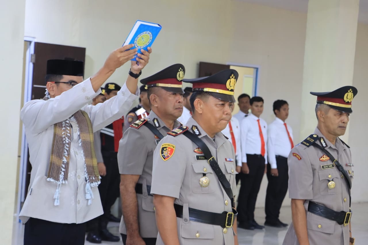 AKBP Ananda Fauzi Harahap Pimpin Sertijab Sejumlah Pejabat Utama Polres Barru