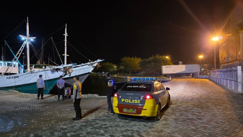 Patroli Blue Light Polsek KPN, Wujud Siaga Cegah Gangguan Kamtibmas di Malam Akhir Pekan