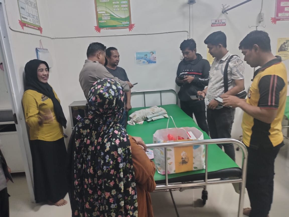 Bayi dengan Ari-Ari Ditemukan Dalam Kardus di Kompleks Perumahan Sidrap