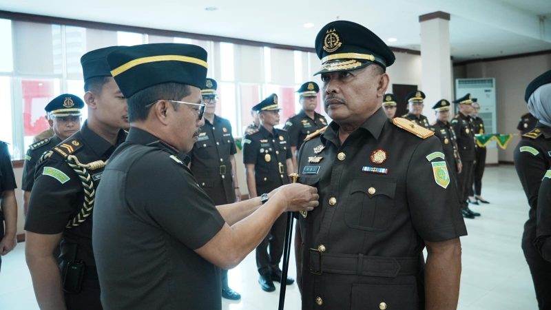 Tuntut Integritas dan Profesionalisme, Kajati Sulsel Didik Farkhan Lantik Wakajati-Pejabat Koordinator