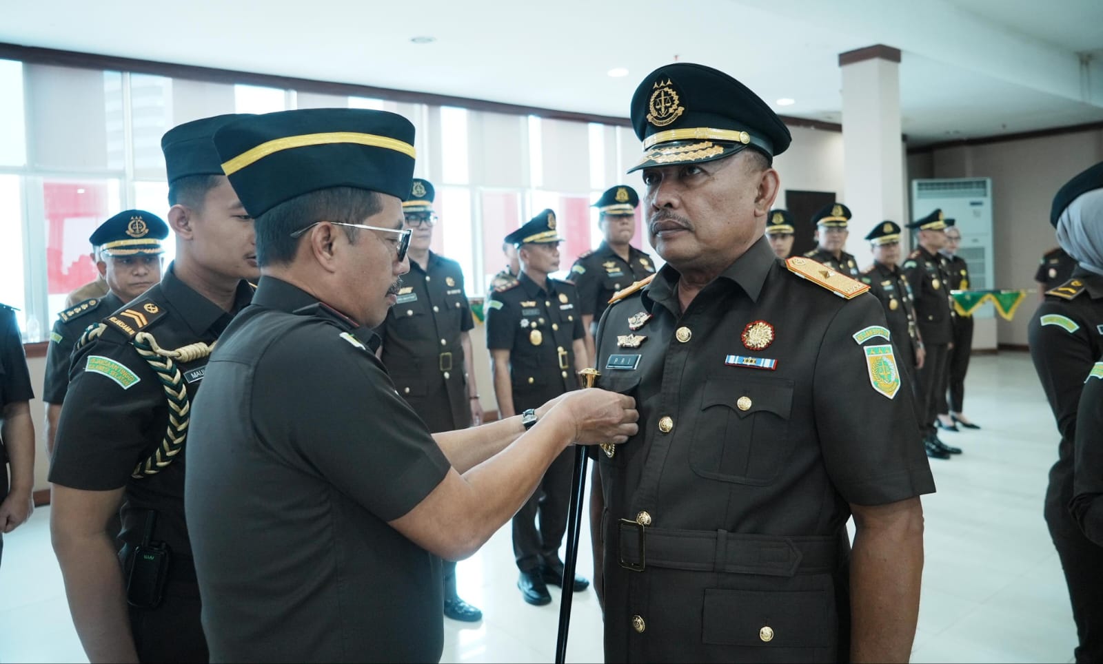 Tuntut Integritas dan Profesionalisme, Kajati Sulsel Didik Farkhan Lantik Wakajati-Pejabat Koordinator