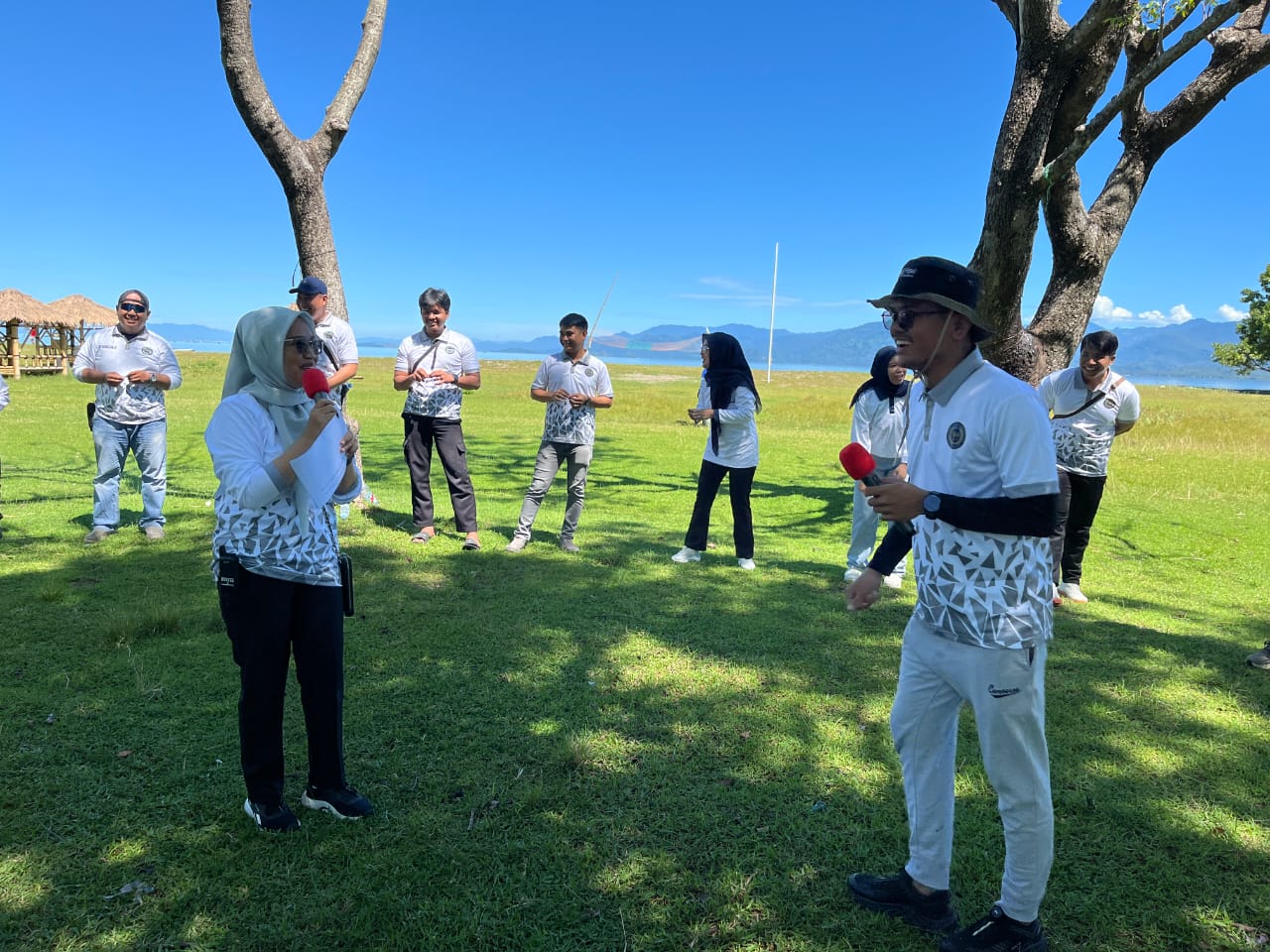 Perkuat Kekompakan Pegawai, Rutan Pinrang Gelar FMD dan Arisan Bulanan DWP di Pantai Al Fatih Stira Paradise