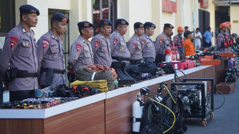 Menghadapi Potensi Banjir dan Bencana Alam, Polres Parepare Laksanakan Penggelaran Peralatan SAR Terpadu