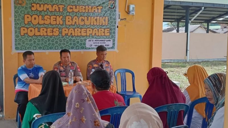 Jumat Curhat Gandeng Camat, Kapolsek Bacukiki Sampaikan Pesan Keselamatan kepada Warga Galung Maloang
