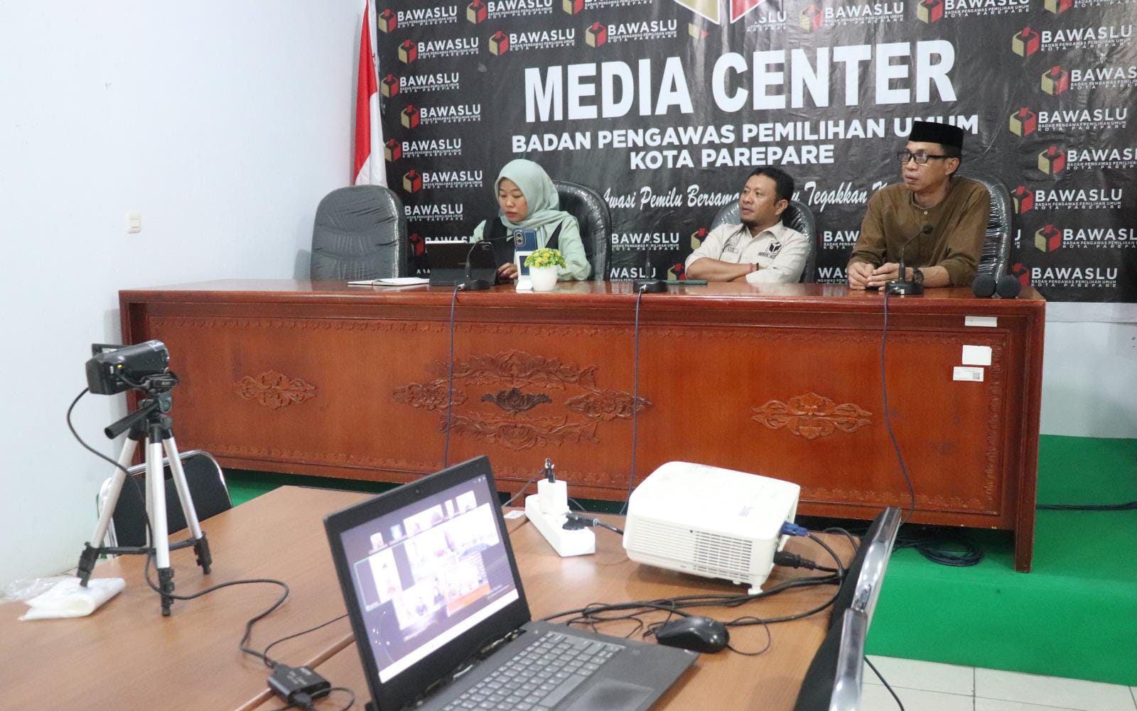 Melalui Diskusi Daring P2P, Bawaslu Kota Parepare Tegaskan Komitmen Wujudkan Pemilu Berintegritas 2029