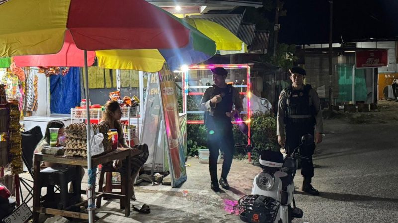 Patroli Malam Sat Samapta Polres Parepare Sentuh Area Pemukiman, Beri Rasa Aman untuk Pelaku UMKM