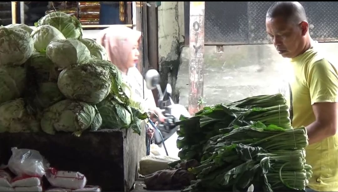 Harga Sayur-mayur di Pasar Tradisional Pinrang Anjlok