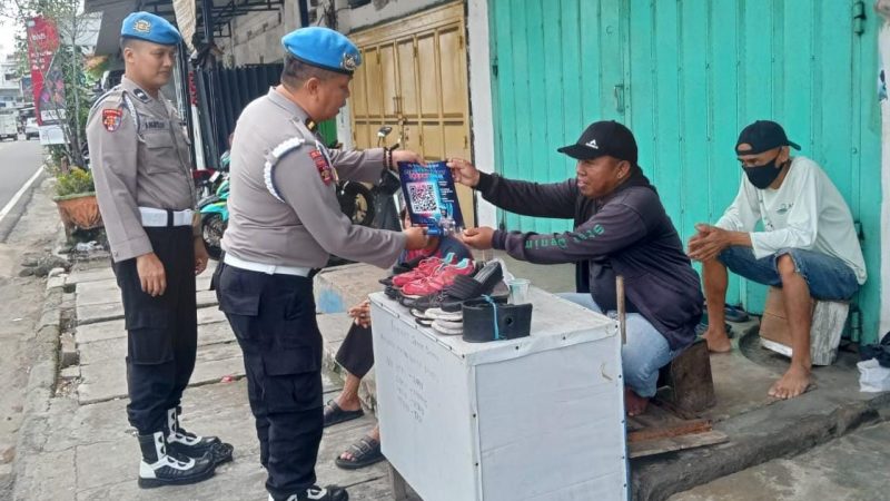 Propam Hadir Lebih Dekat, Stiker Pengaduan Cepat Ramaikan Ruang Publik di Parepare