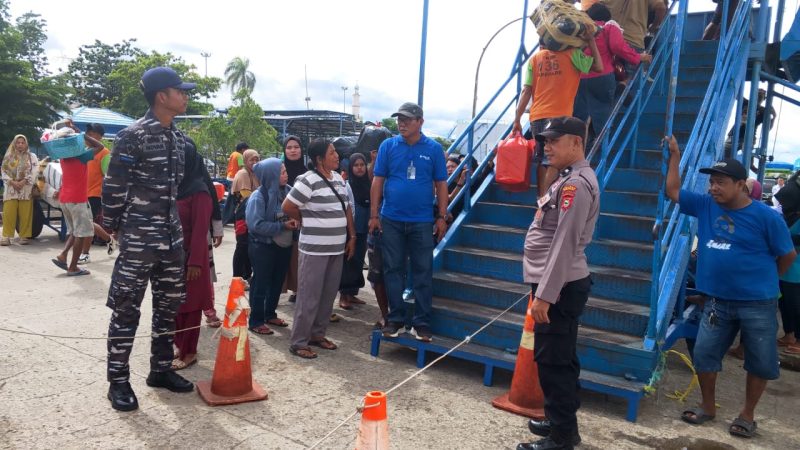 KM Bukit Siguntang Bertolak ke Balikpapan, Polsek KPN Polres Parepare dan Pihak Terkait Lakukan Pengamanan