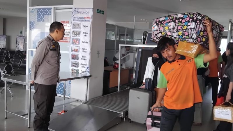 KM Adhitya Bertolak ke Samarinda, Pengamanan Dilakukan Polsek KPN Polres Parepare dan Pihak Terkait