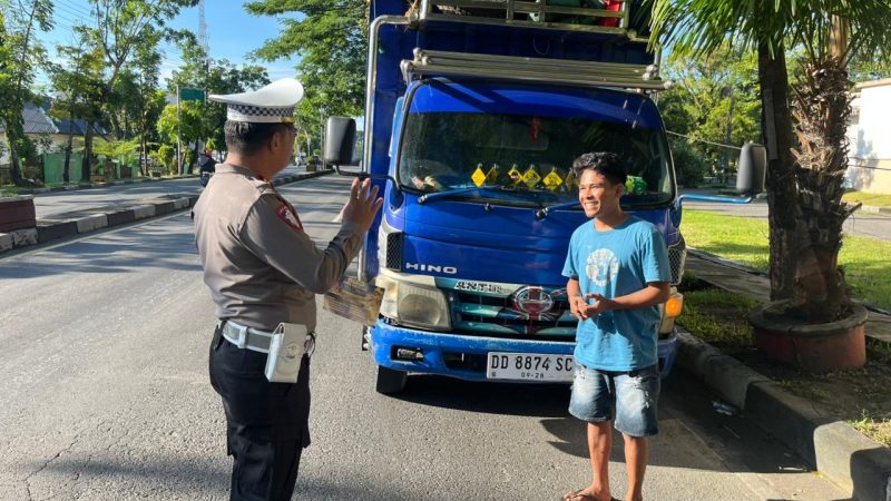 Selama Operasi Zebra Pallawa 2025, Sat Lantas Polres Barru Jaring 733 Pelanggaran Lalu Lintas