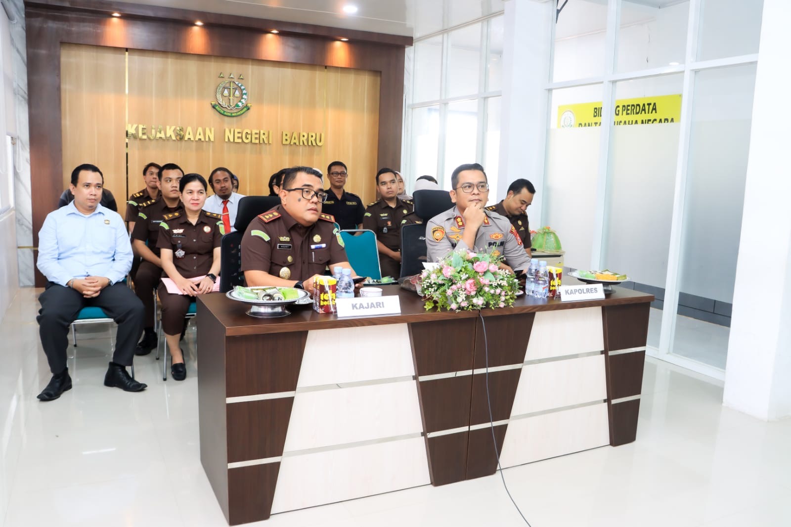 Kapolres Bersama Kajari Barru Ikuti Secara Daring Penandatanganan MoU Persamaan Persepsi KUHP & KUHAP