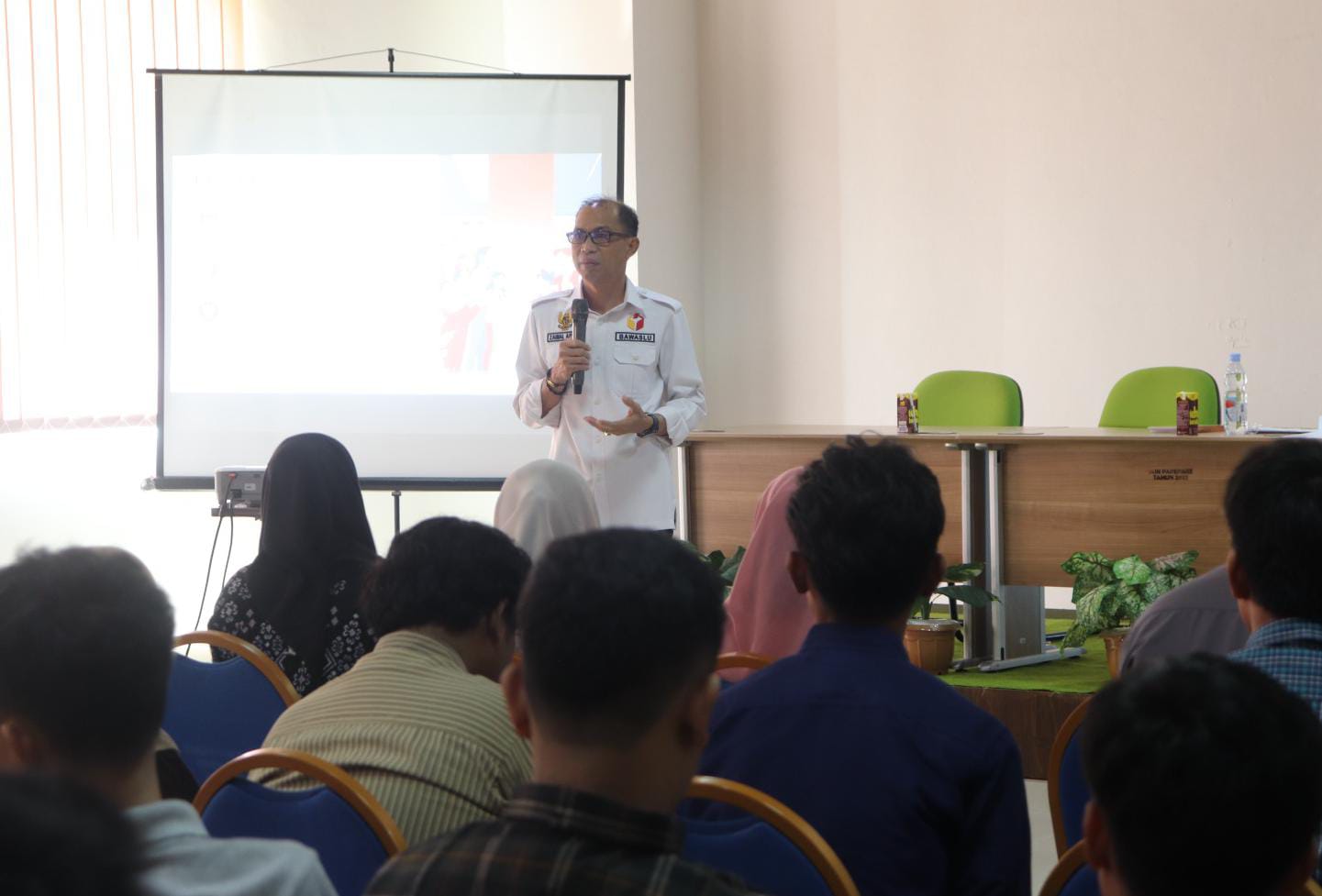 Bawaslu Parepare Sosialisasikan Hukum Pemilu dan Tindak Pidana Pemilu kepada Mahasiswa IAIN