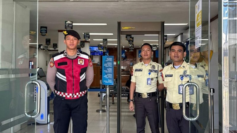 Patroli Dialogis Sat Samapta Polres Parepare, Perkuat Keamanan dan Kedekatan Polisi dengan Warga