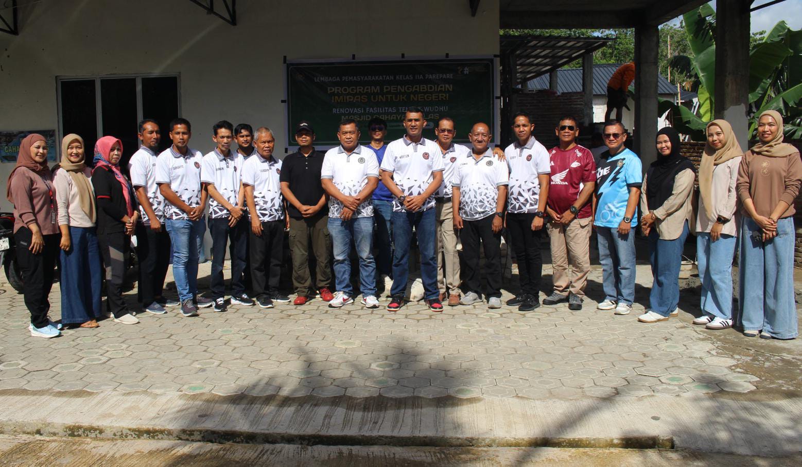 Lapas Parepare Gelar Program Pengabdian IMIPAS untuk Negeri melalui Renovasi Tempat Wudhu Masjid Cahaya Ikhlas