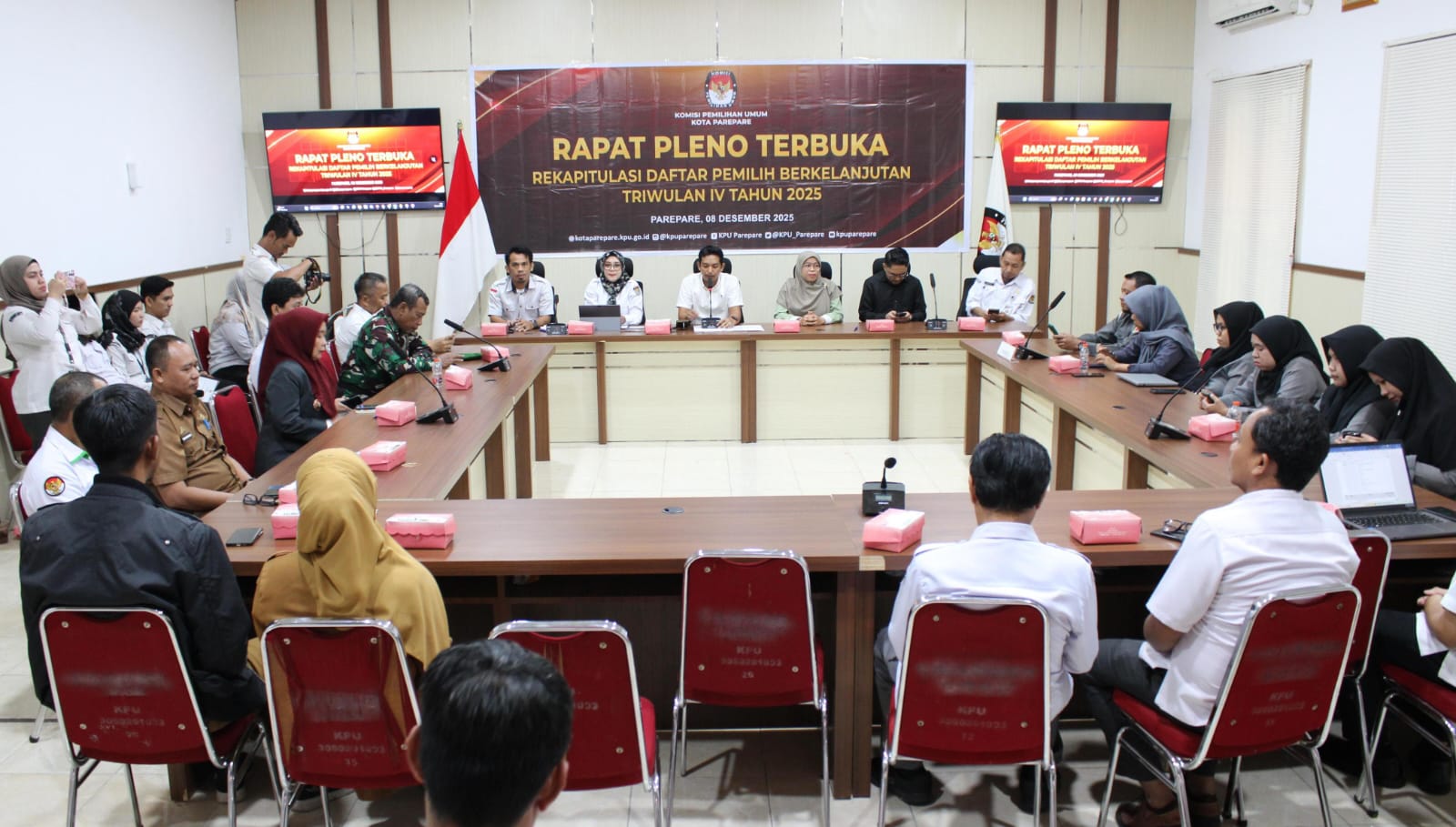KPU Parepare Gelar Rapat Pleno Rekapitulasi Daftar Pemilih Berkelanjutan Triwulan IV Tahun 2025