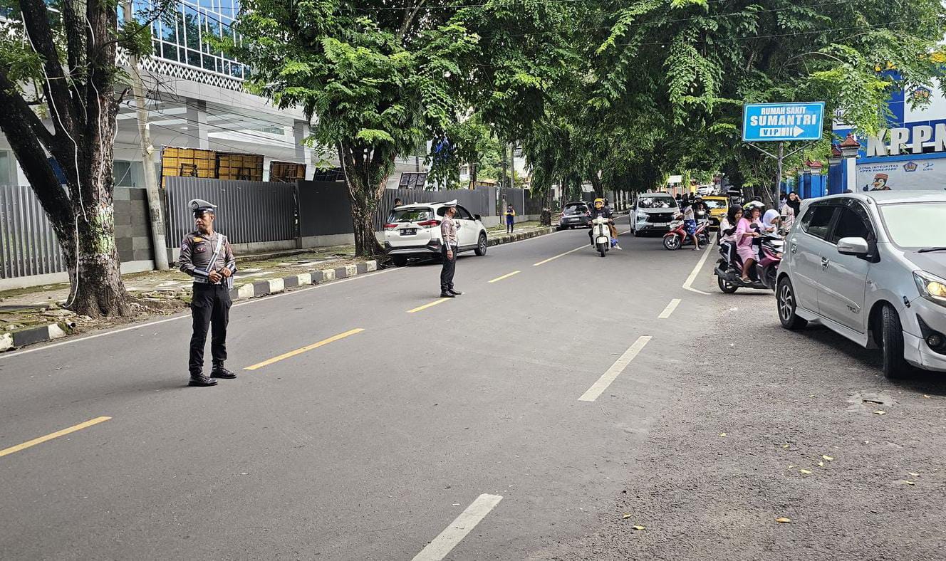 Pengaturan Pagi Sat Lantas Polres Parepare, Berikan Pelayanan Keselamatan Berkendara