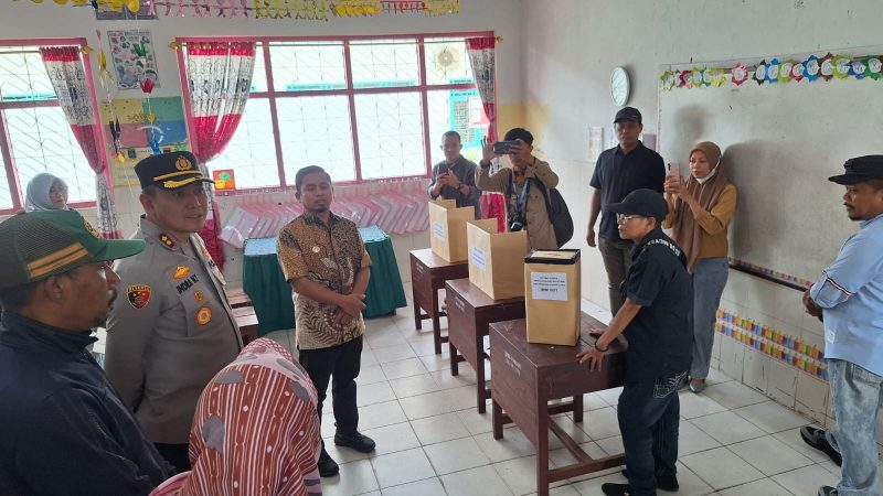 Walikota dan Kapolres Parepare Pantau Pemilihan Ketua RT dan RW Serentak