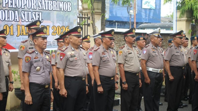 Kapolres Kukuhkan Kenaikan Pangkat 92 Personil Polres Parepare dan Brimob