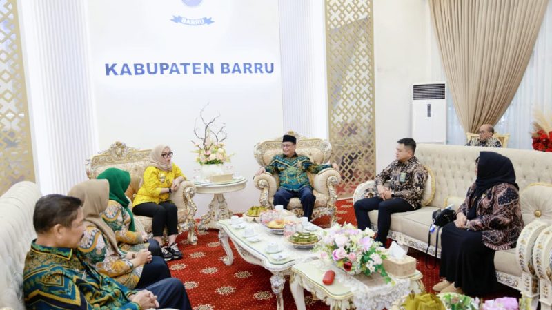 Perkuat Sinergitas, Bupati Barru Menerima Kunjungan Silaturahmi Ketua PTA Makassar