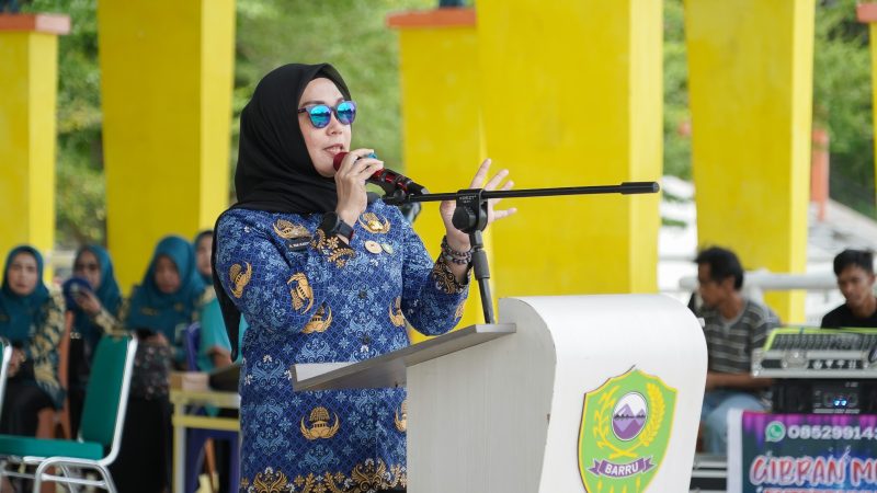 Porseni PKK Barru Berlangsung Meriah, Bupati Barru Tegaskan Komitmennya Dukung Kegiatan PKK