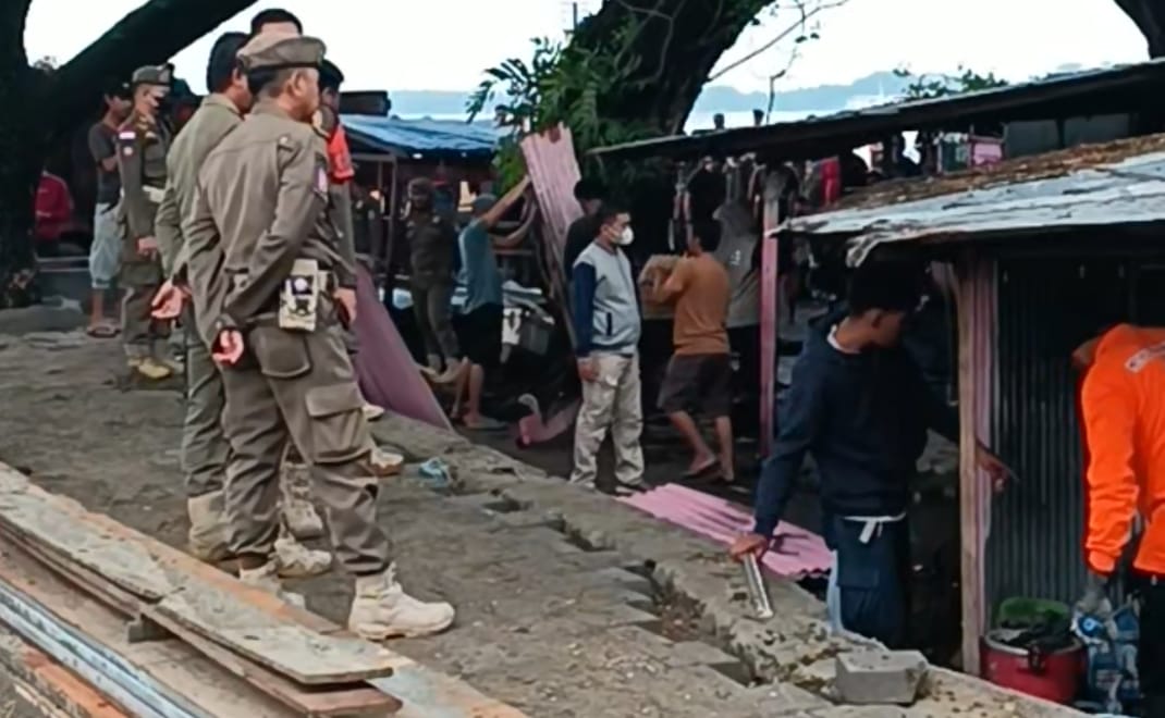 Pemkot Parepare Tertibkan Lahan Eks Pasar Seni yang Dikuasai Warga Tanpa Alas Hak