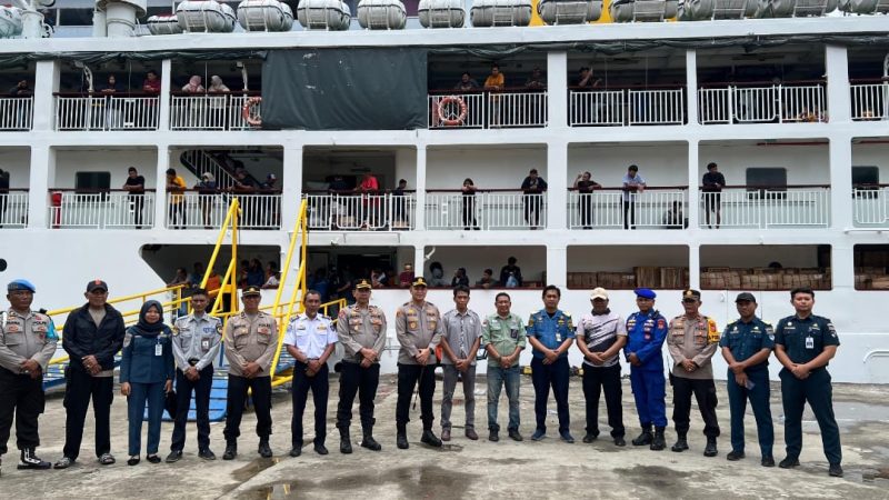 Kapolres Parepare Kunjungi Pelabuhan Nusantara, Pantau Arus Pasca Libur Nataru